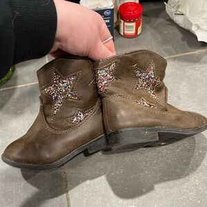 Toddler western style boots size 6 girls used sparkly stars design
